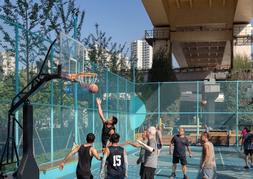 图片[15]-上海凯旋南路：如何将压抑的轻轨桥下空间改造成市民运动乐园？-灵感屋